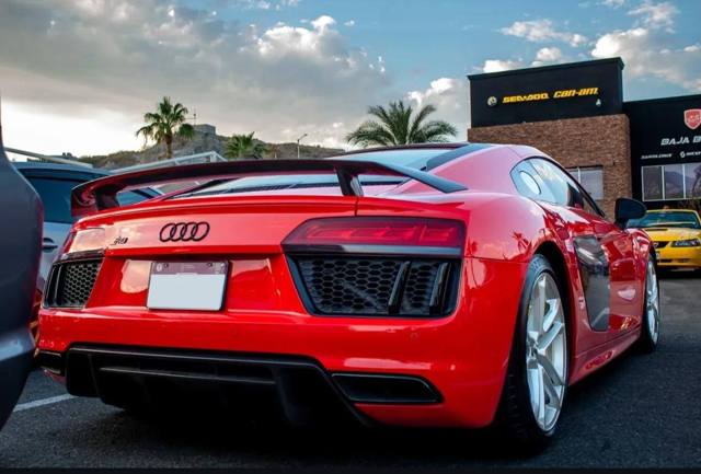 Audi R8 trasera